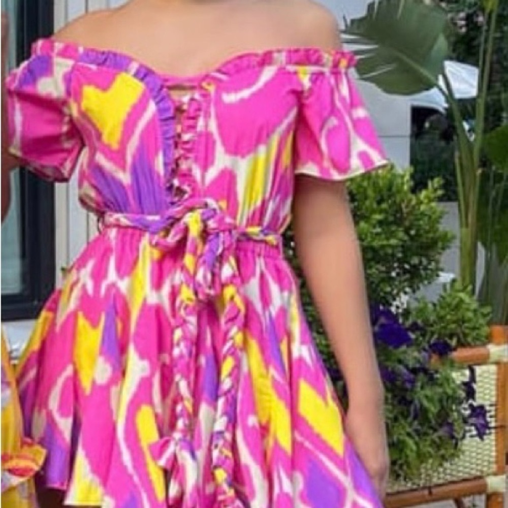 Lilly’s Kloset multi color romper